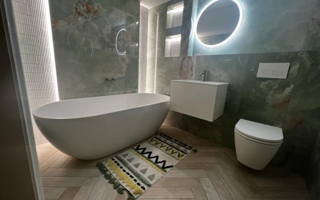 Bath 8