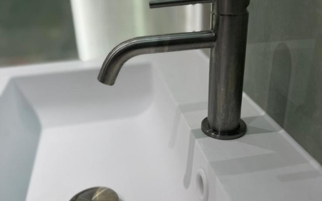 Bath 7